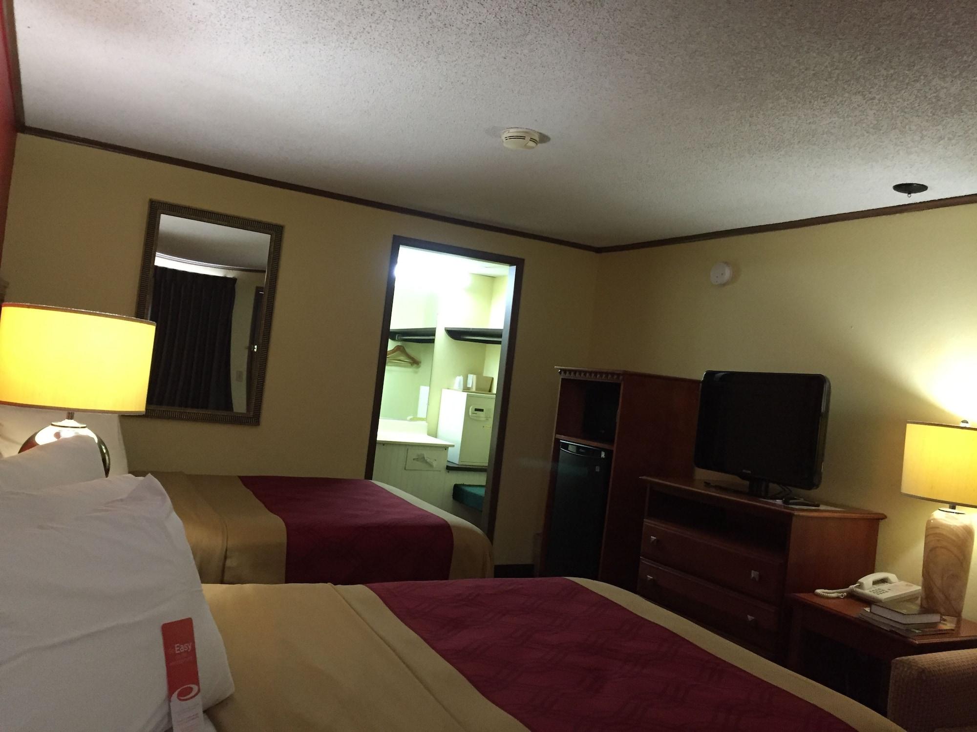 Econo Lodge Norwalk Esterno foto