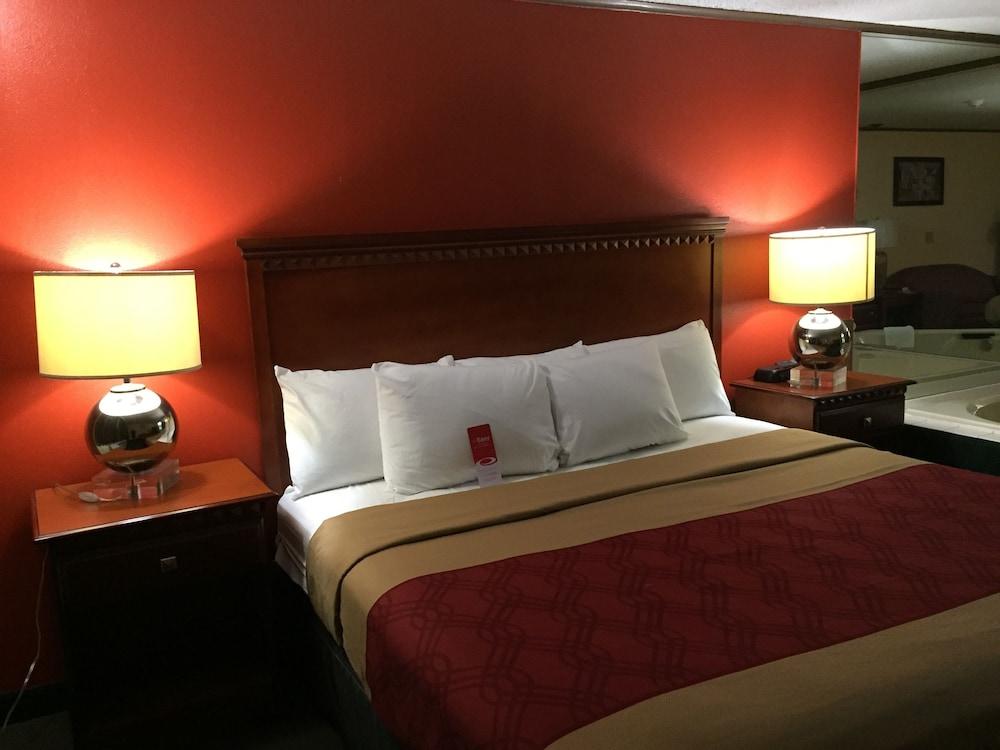 Econo Lodge Norwalk Esterno foto
